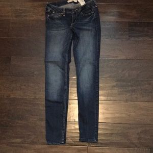 Hollister Jeans !